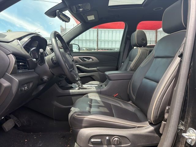 Used 2023 Chevrolet Traverse Premier w/ Redline Edition FWD image 11