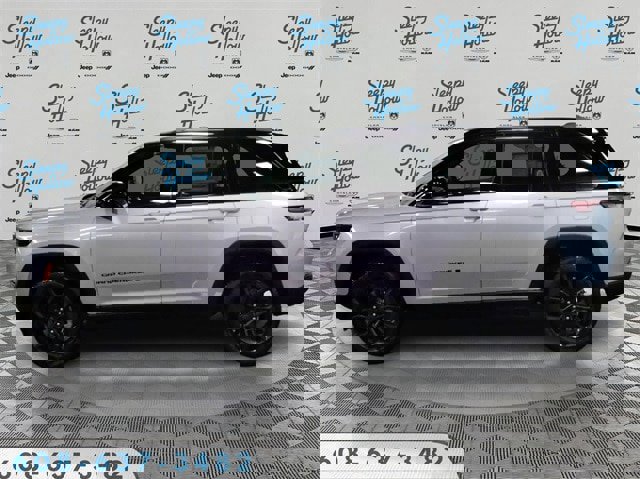 New 2025 Jeep Grand Cherokee Limited w/ Trailer Tow Package image 8