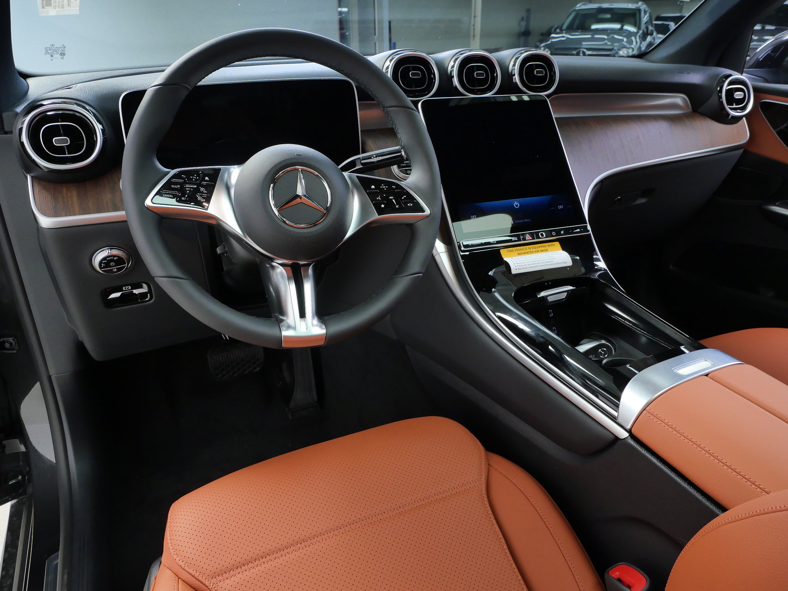 New 2026 Mercedes-Benz GLC 300 4MATIC image 3