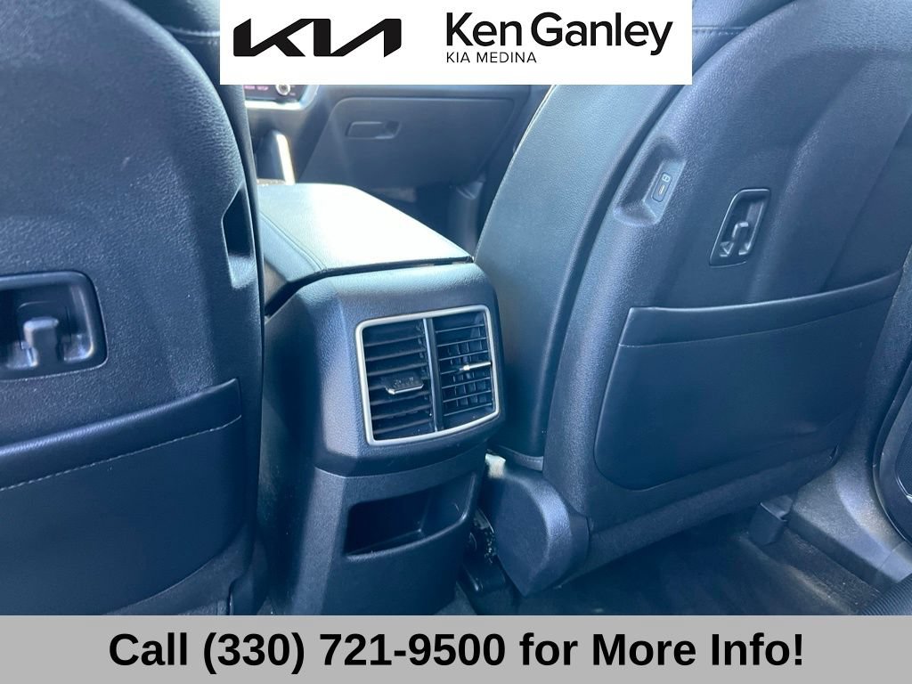 Certified 2024 Kia Sportage EX FWD image 47