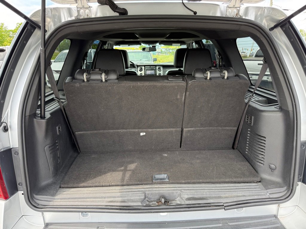Used 2014 Ford Expedition Limited w/ Equipment Group 301A AWD/4WD image 15