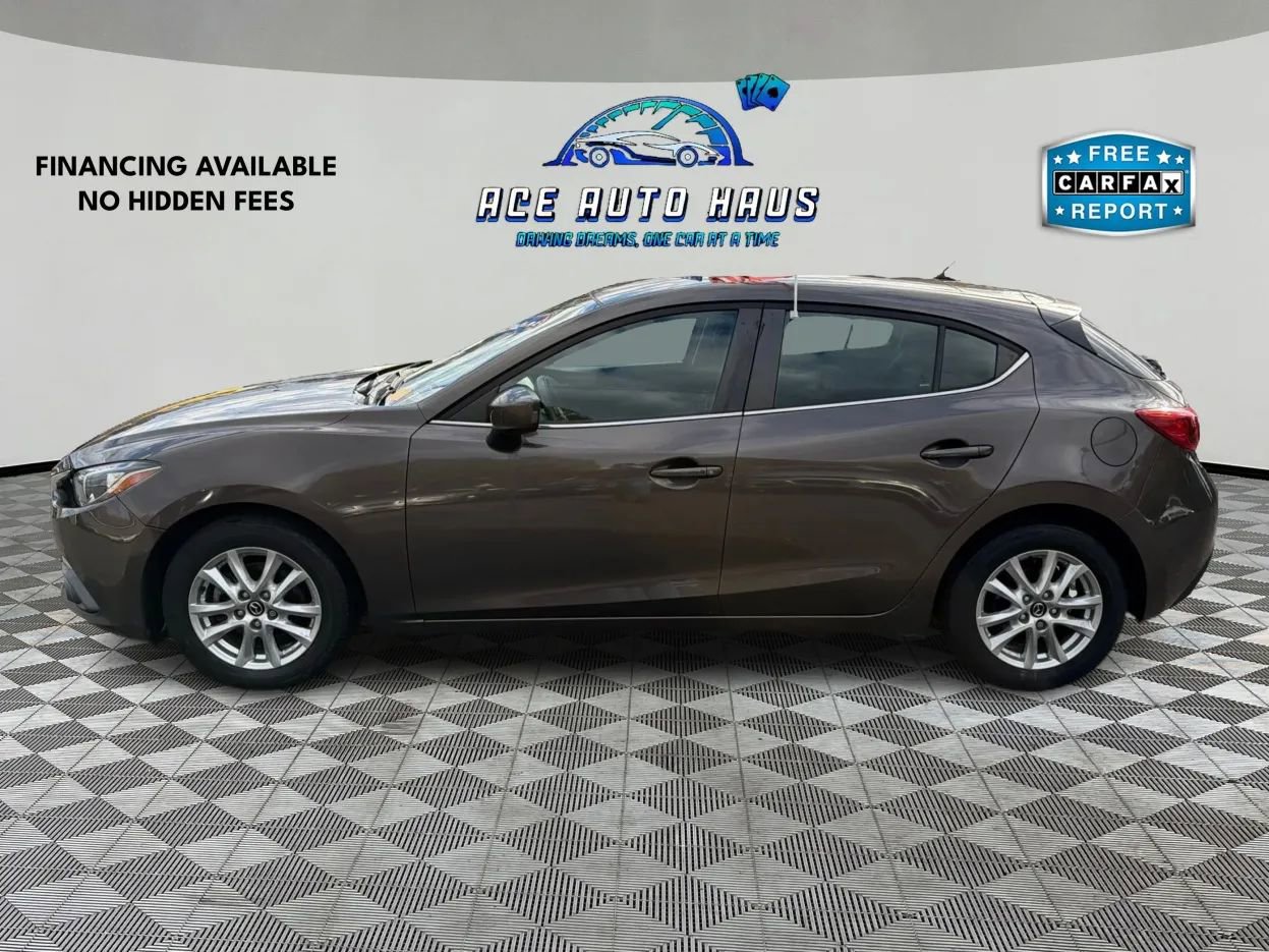 Used 2015 MAZDA MAZDA3 i Touring image 4