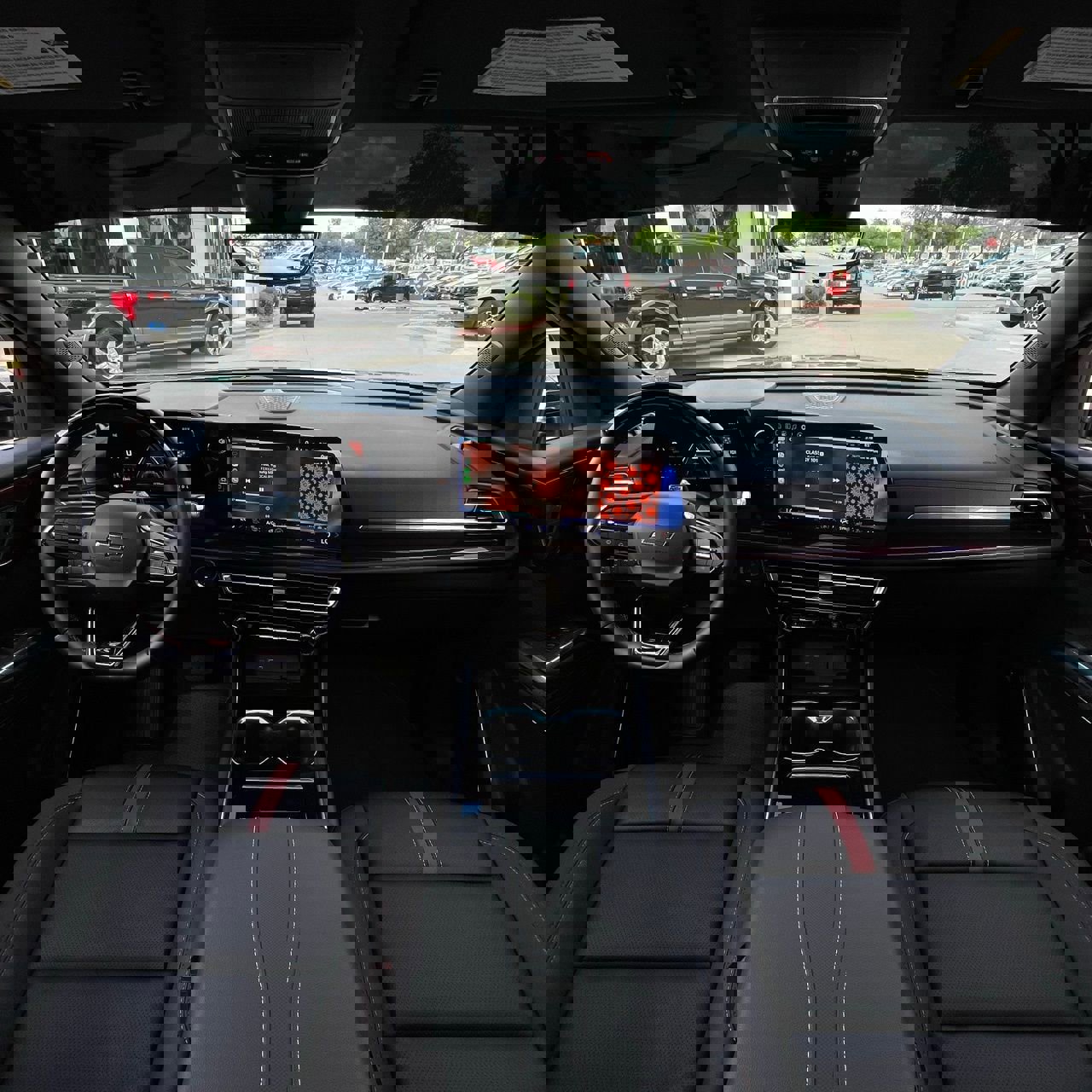 Used 2026 Chevrolet Traverse RS image 11