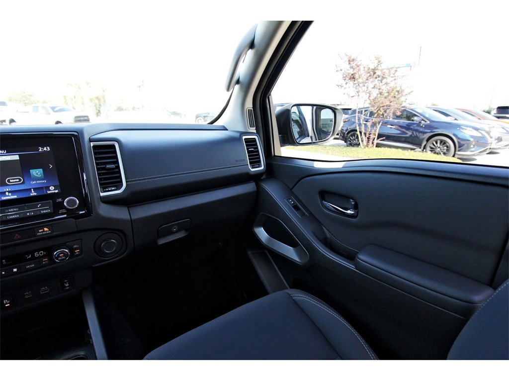 Certified 2024 Nissan Frontier SV w/ SV Convenience Package image 8