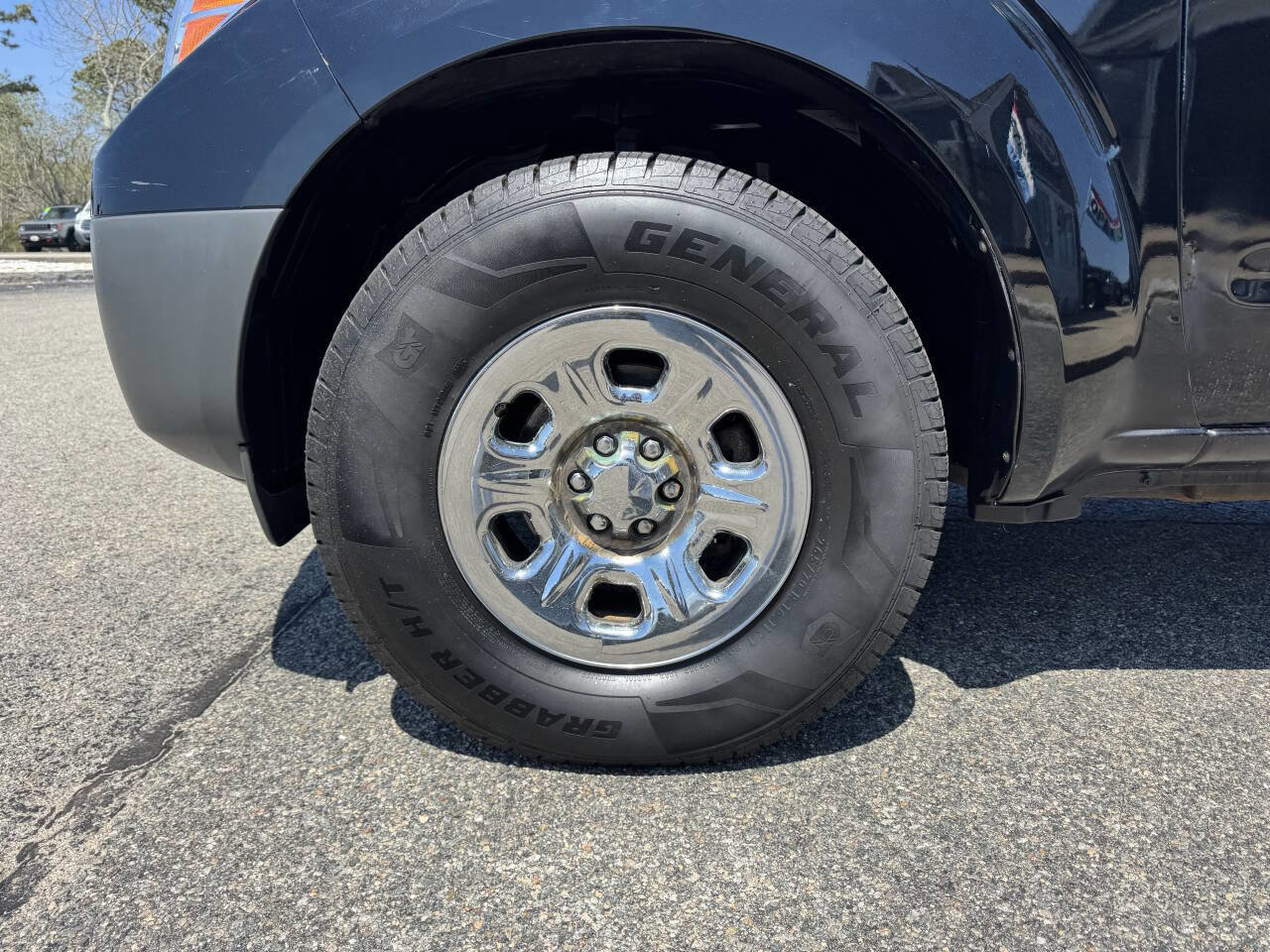 Used 2013 Nissan Frontier S AWD/4WD image 4