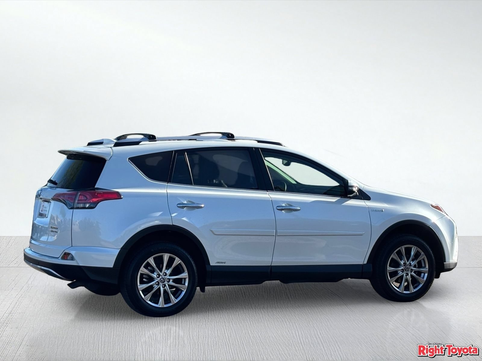 Certified 2016 Toyota RAV4 Limited w/ Advanced Technology Package AWD/4WD image 5