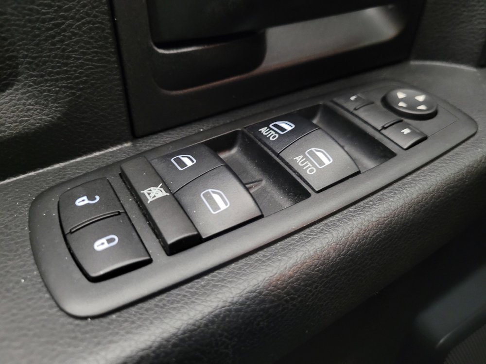 Used 2017 RAM 1500 Express w/ Black Ram 1500 Express Group AWD/4WD image 27