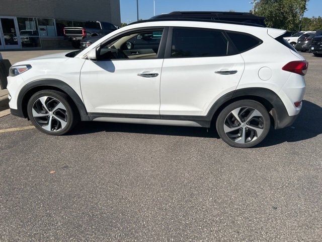 Used 2017 Hyundai Tucson Limited w/ Limited Ultimate Package 03 image 5