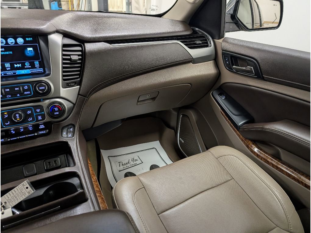 Used 2017 Chevrolet Suburban Premier image 12