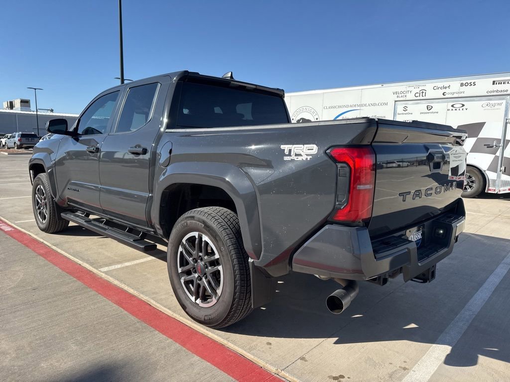 Used 2024 Toyota Tacoma TRD Sport image 3