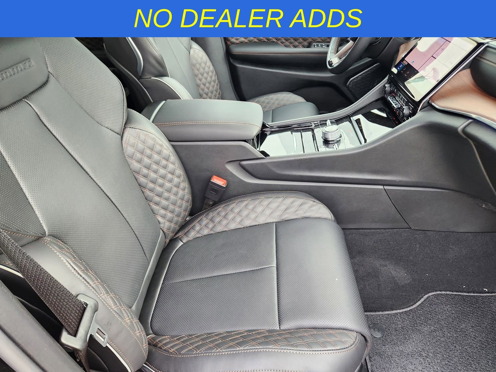 New 2025 Jeep Grand Cherokee L Summit w/ Obsidian Package image 14