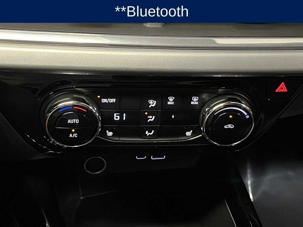 Used 2024 Chevrolet Trax LT w/ Driver Confidence Package FWD image 9