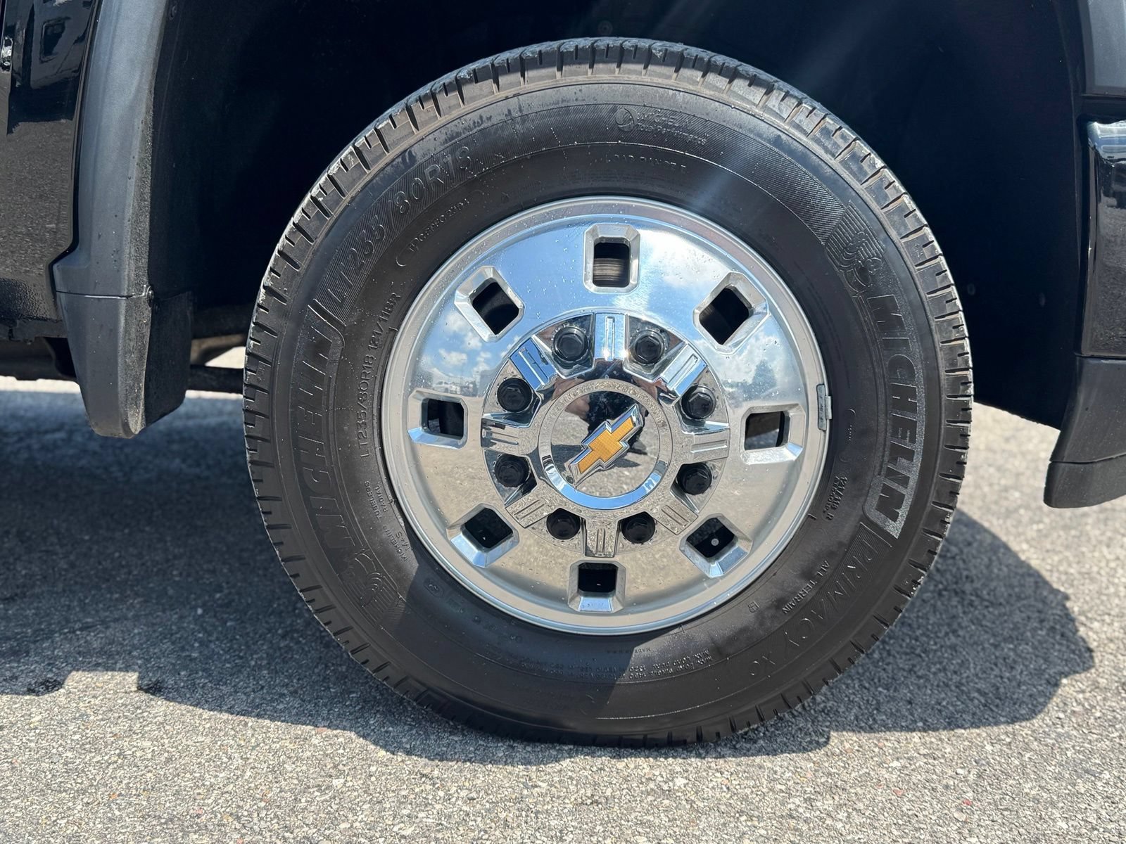 Used 2025 Chevrolet Silverado 3500 High Country w/ Technology Package AWD/4WD image 10