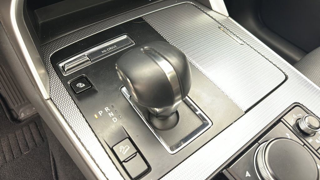 Used 2024 MAZDA CX-90 Plug-In Hybrid w/ Premium Pkg AWD/4WD image 23