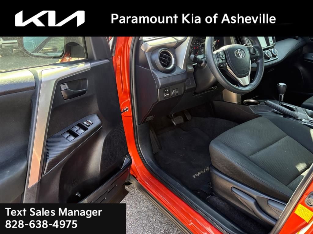 Used 2015 Toyota RAV4 LE image 15