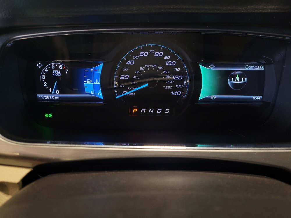 Used 2014 Ford Taurus SEL w/ Equipment Group 201A FWD image 23