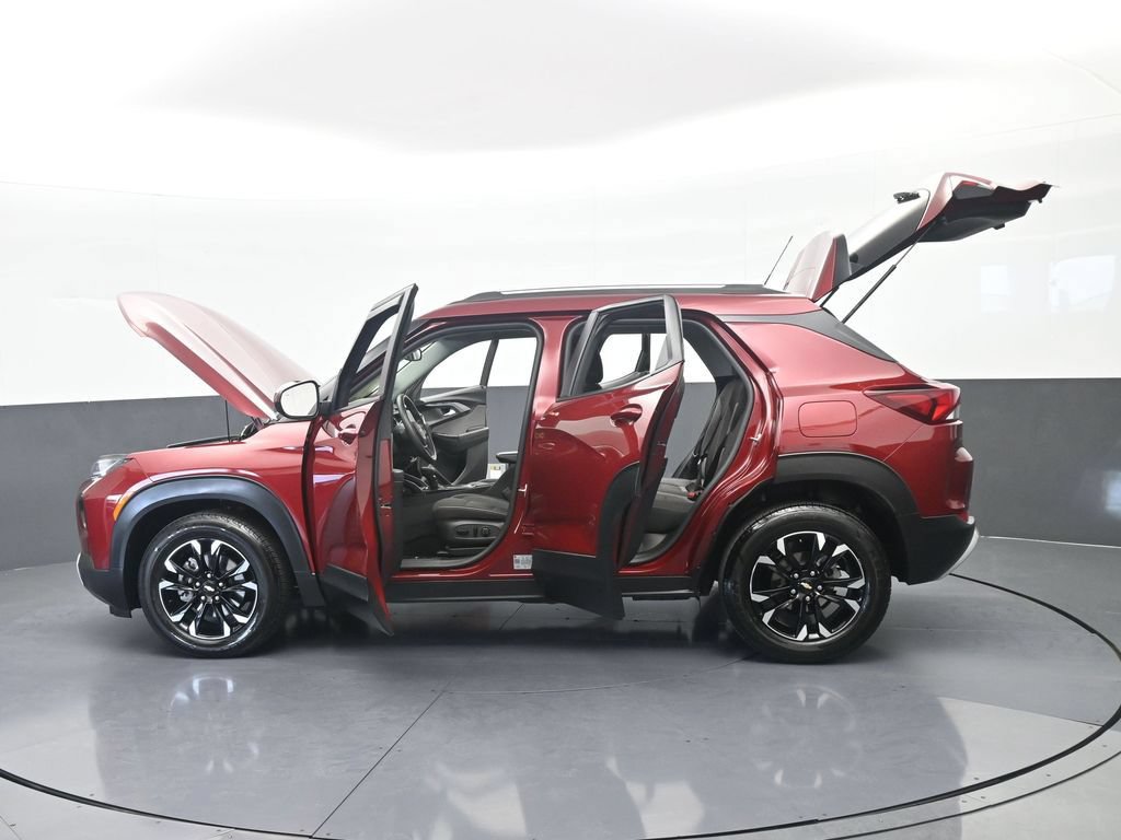 Used 2023 Chevrolet TrailBlazer LT w/ Convenience Package FWD image 70