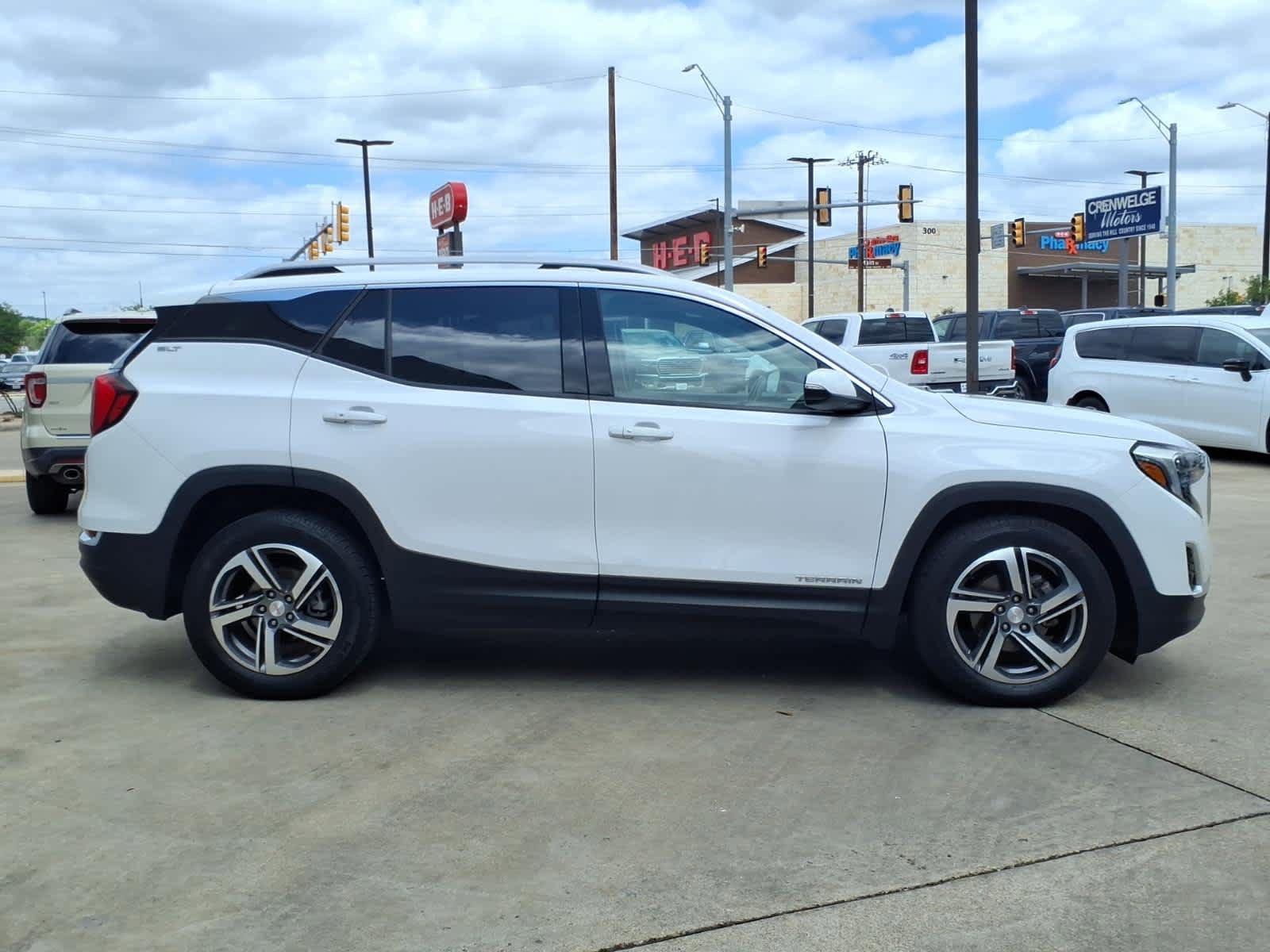 Used 2021 GMC Terrain SLT FWD image 29