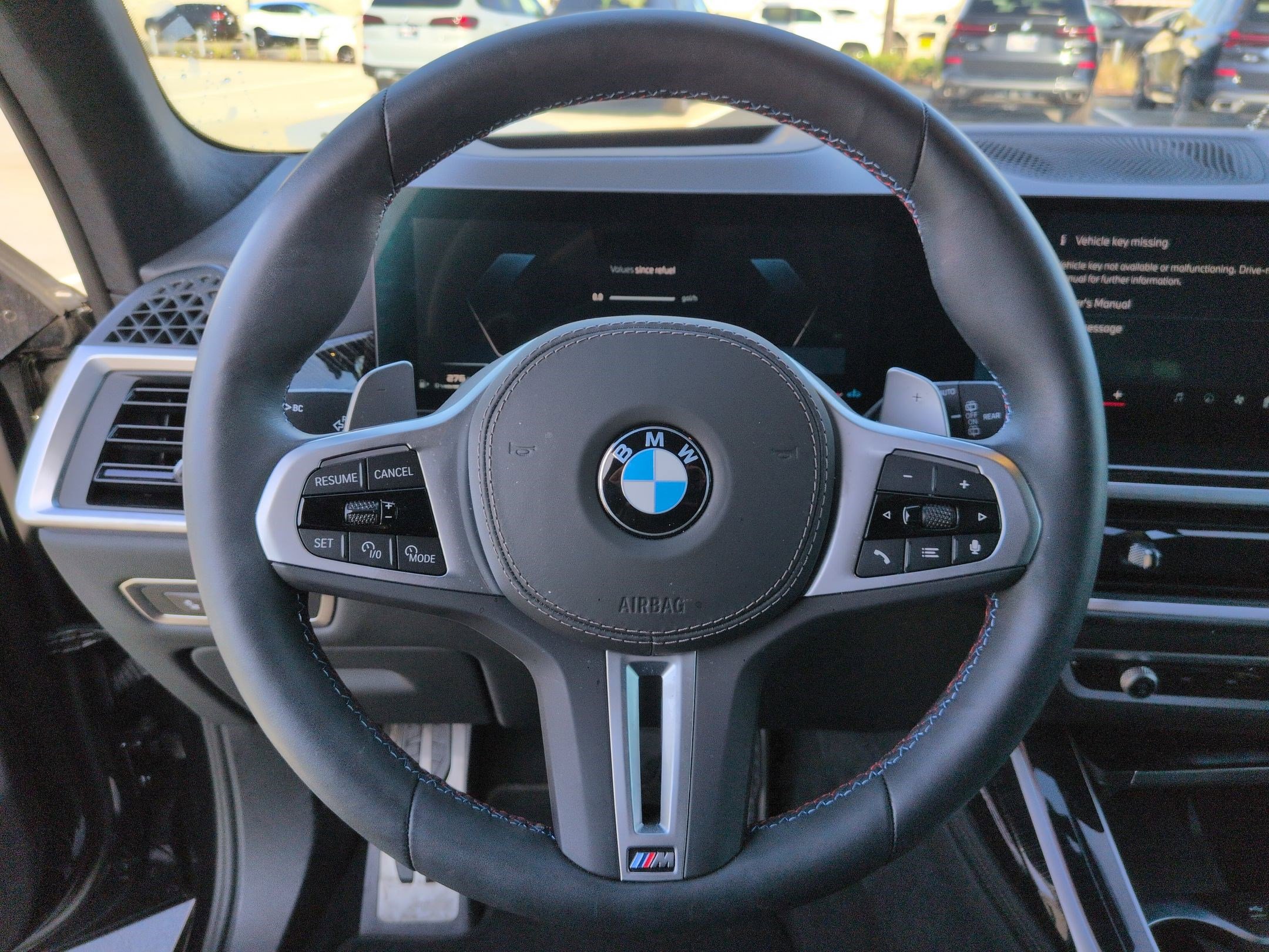 Used 2025 BMW X7 M60i AWD/4WD image 54