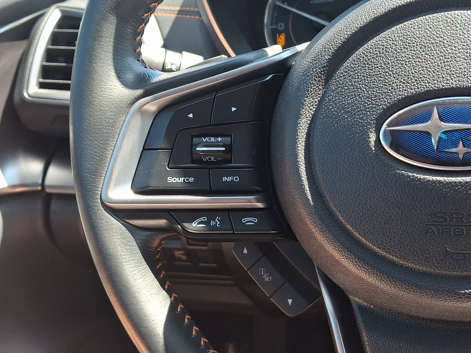 Used 2019 Subaru Crosstrek 2.0i Limited w/ Moonroof Package w/Navigation AWD/4WD image 23