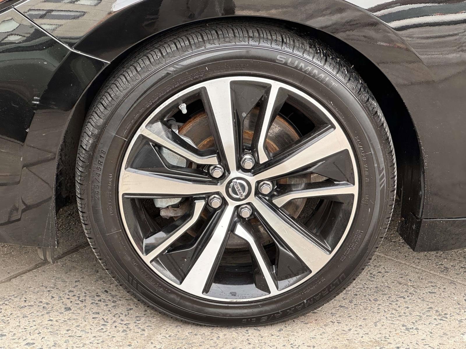 Used 2022 Nissan Maxima SV w/ Floor Mat Group image 12