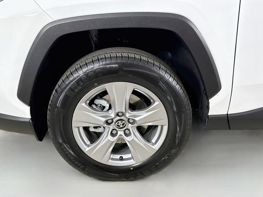 Certified 2025 Toyota RAV4 XLE w/ Convenience Package AWD/4WD image 32