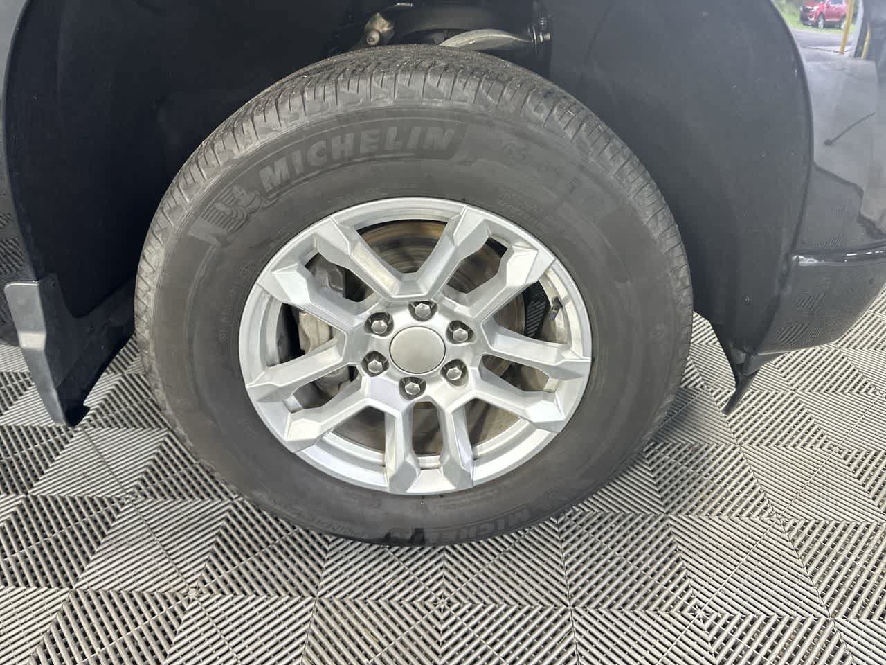 Used 2026 Chevrolet Silverado 1500 RST AWD/4WD image 10