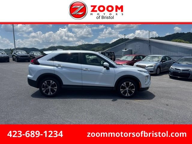 Used 2022 Mitsubishi Eclipse Cross SEL FWD image 1