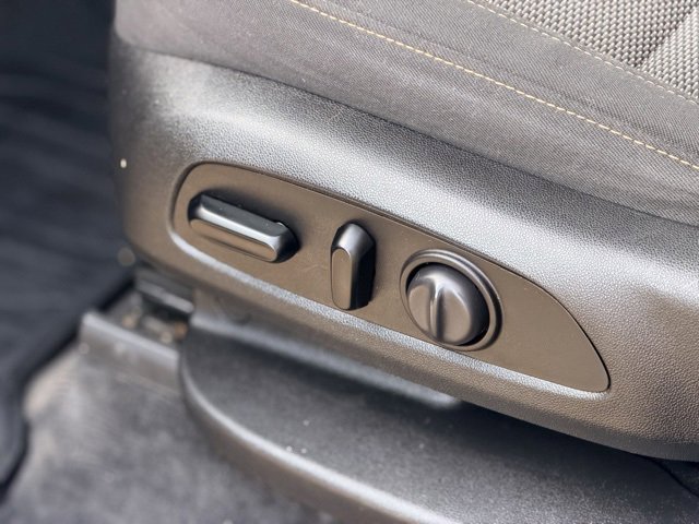 Used 2020 Chevrolet Traverse LT image 7