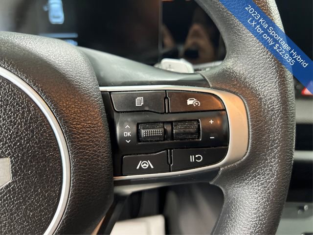Used 2023 Kia Sportage LX image 20
