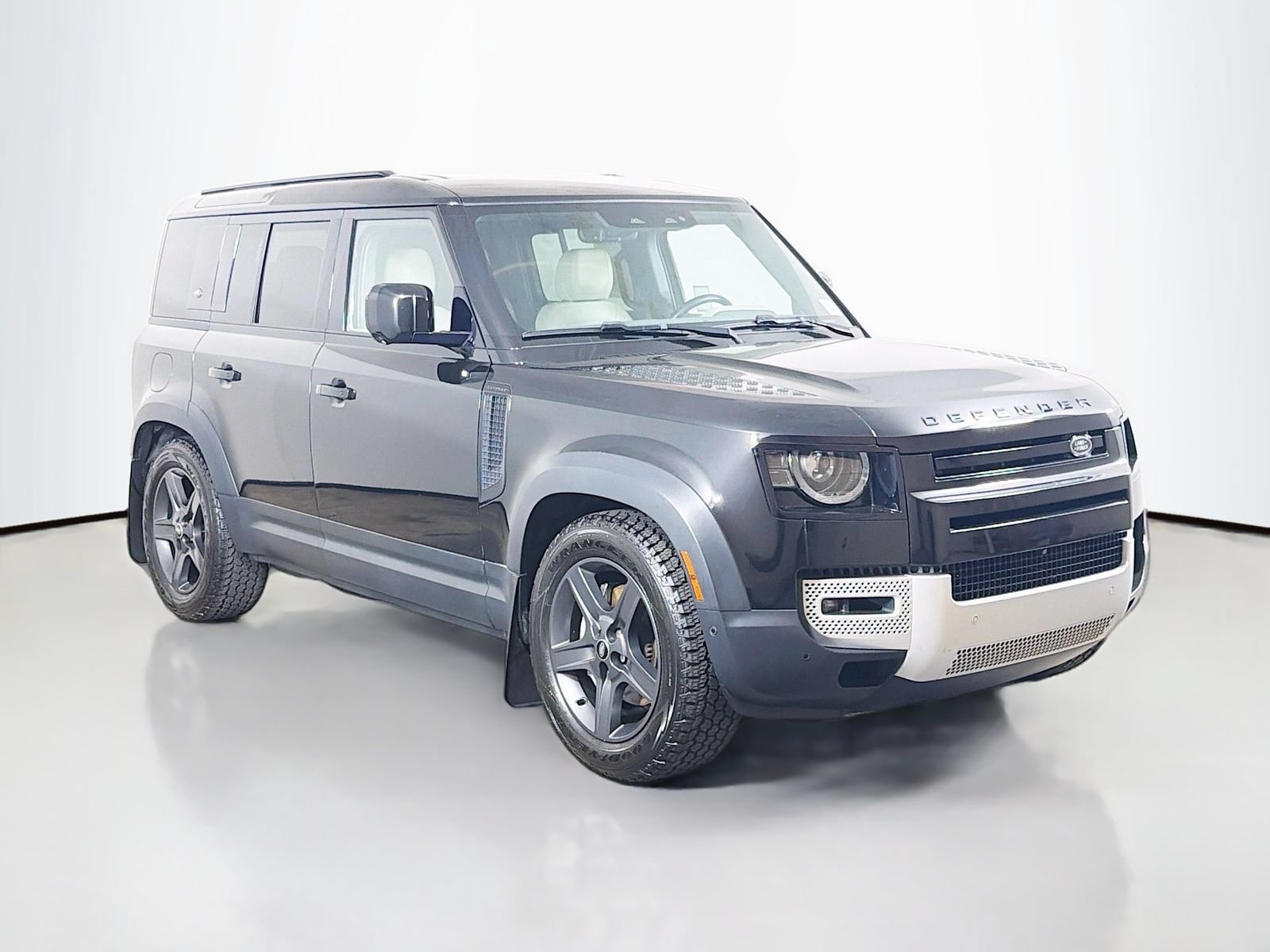 Certified 2023 Land Rover Defender 110 SE AWD/4WD image 7