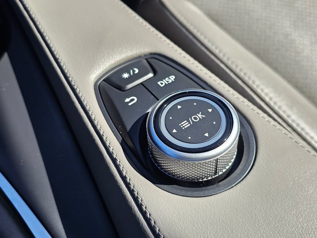 Used 2024 INFINITI QX50 Luxe AWD/4WD image 37
