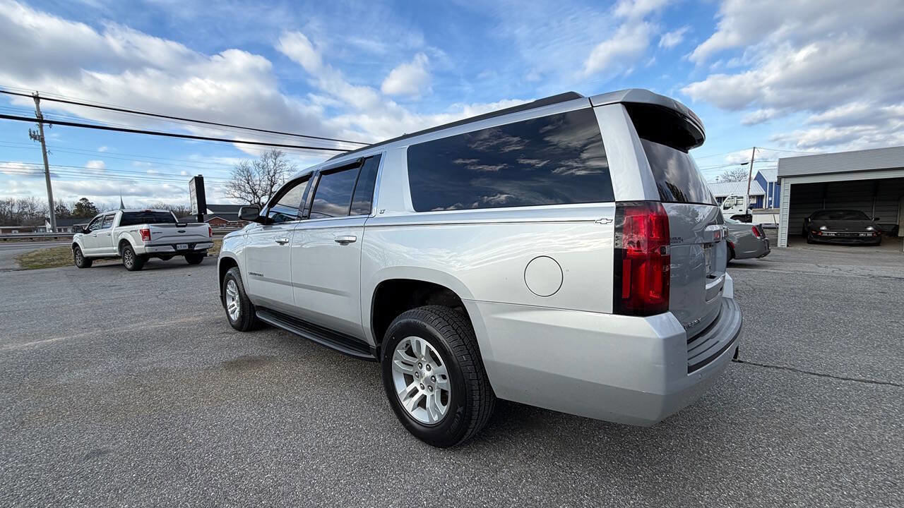 Used 2020 Chevrolet Suburban LT image 4