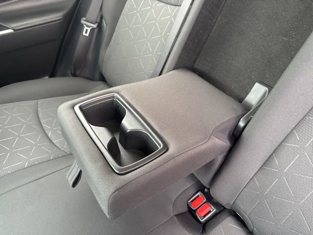 Used 2022 Toyota RAV4 XLE AWD/4WD image 29