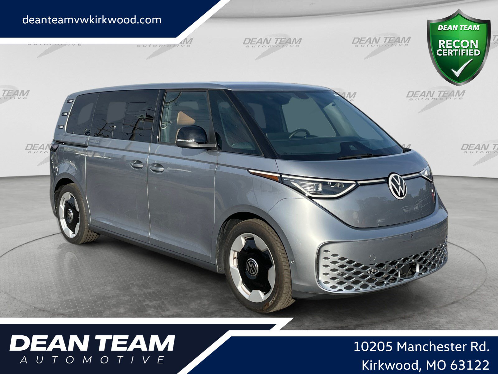 Used 2025 Volkswagen ID. Buzz Pro S Plus AWD/4WD image 1