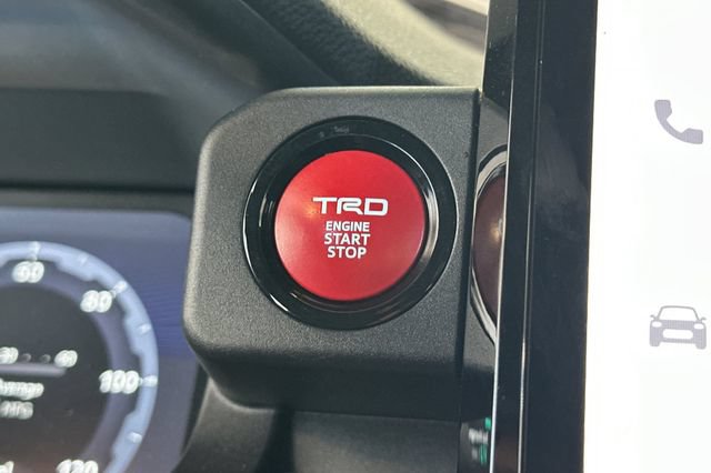 Certified 2025 Toyota 4Runner TRD Off-Road Premium AWD/4WD image 27