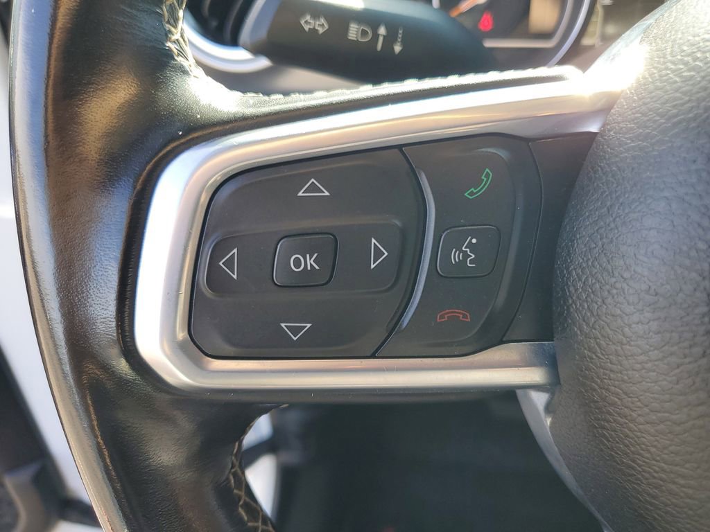 Used 2020 Jeep Wrangler Unlimited Sahara image 11