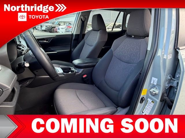 Used 2019 Toyota RAV4 XLE image 5