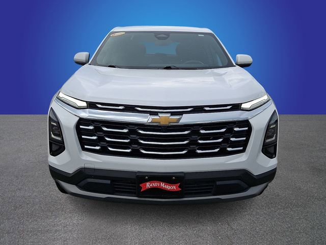 Used 2025 Chevrolet Equinox LT AWD/4WD image 2