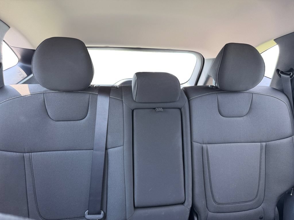 Used 2023 Hyundai Tucson SE FWD image 14