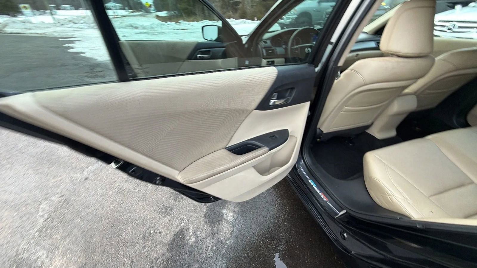 Used 2014 Honda Accord LX image 31