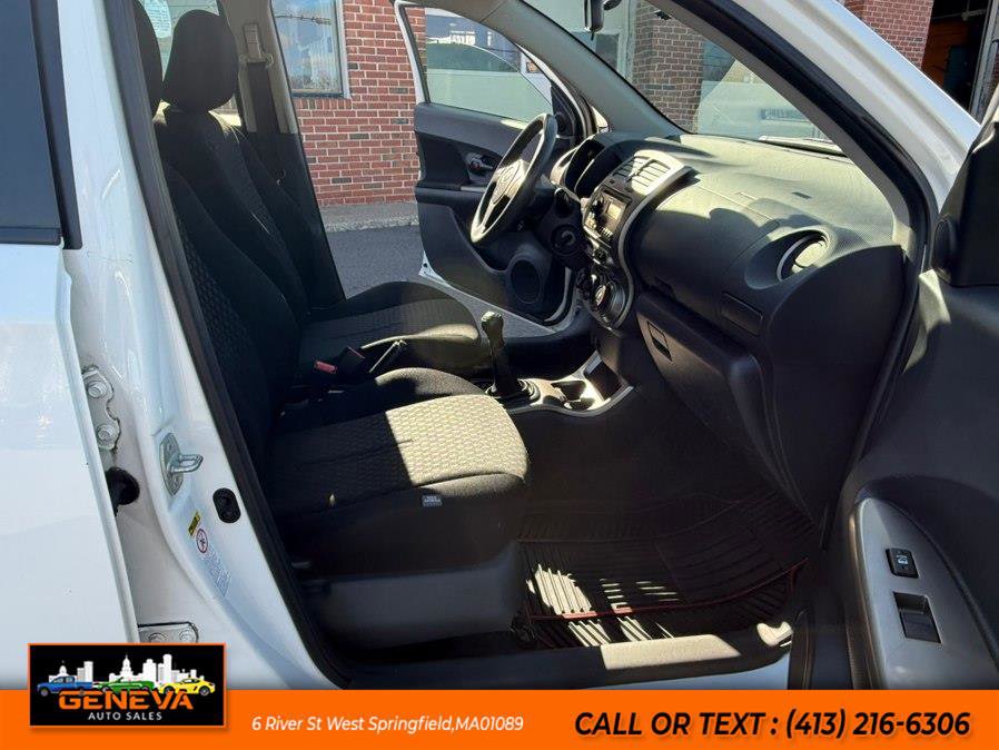 Used 2013 Scion xD image 10
