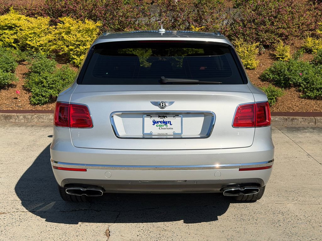 Used 2019 Bentley Bentayga AWD/4WD image 8