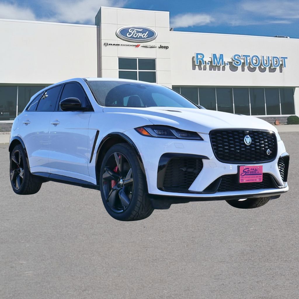 Used 2024 Jaguar F-PACE SVR image 13