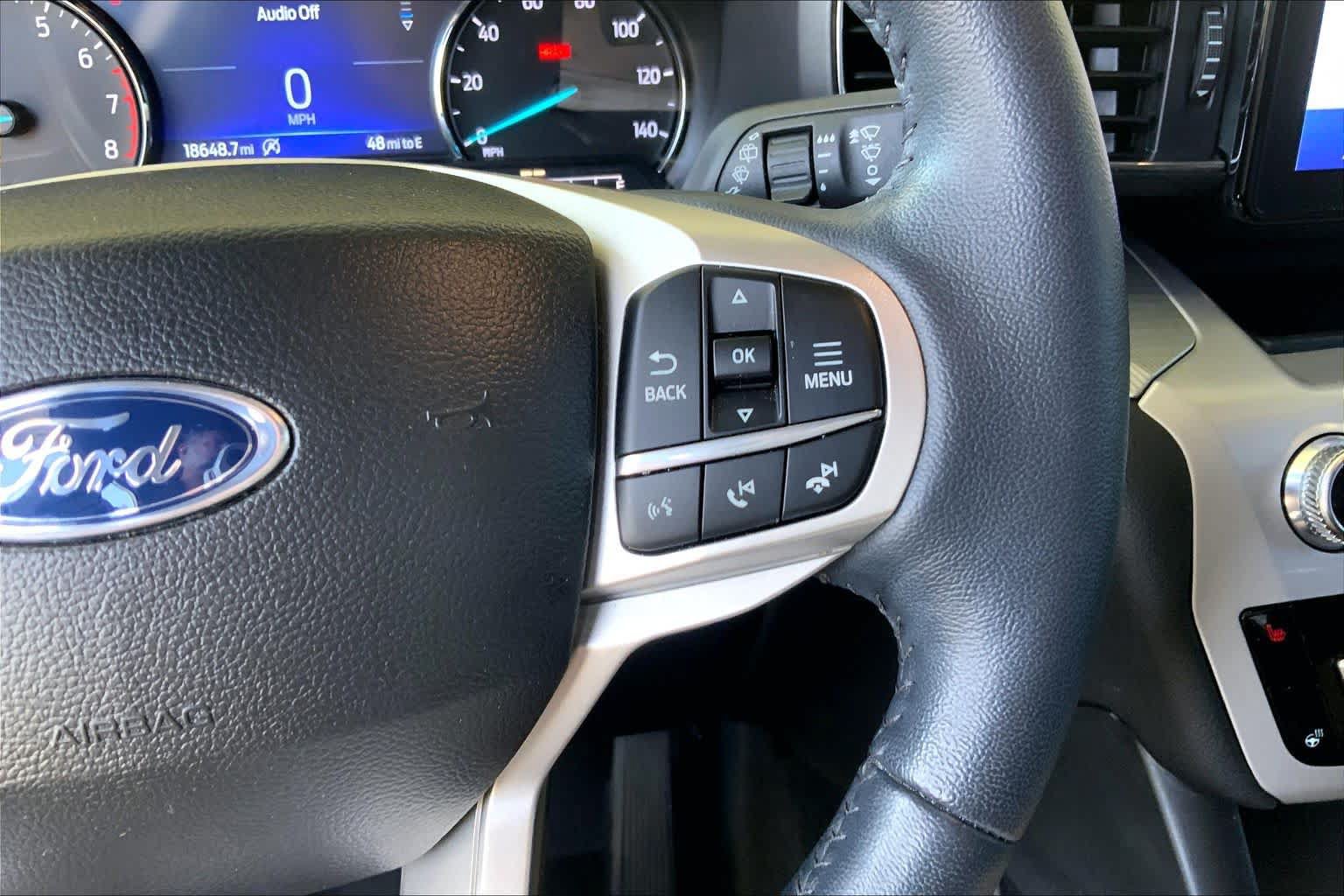 Used 2023 Ford Explorer XLT w/ Equipment Group 202A RWD image 24
