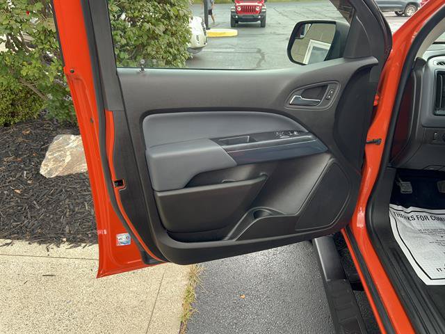 Used 2019 Chevrolet Colorado Z71 AWD/4WD image 9