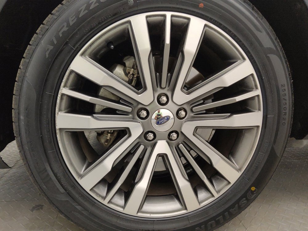 Used 2018 Ford Explorer Platinum AWD/4WD image 31