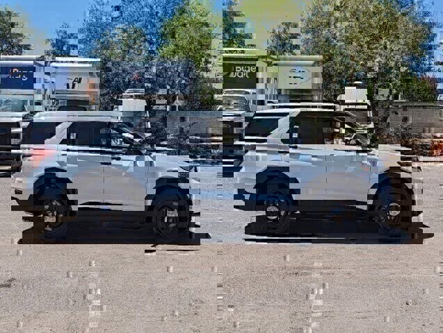 New 2024 Ford Explorer 4WD Police Interceptor image 8