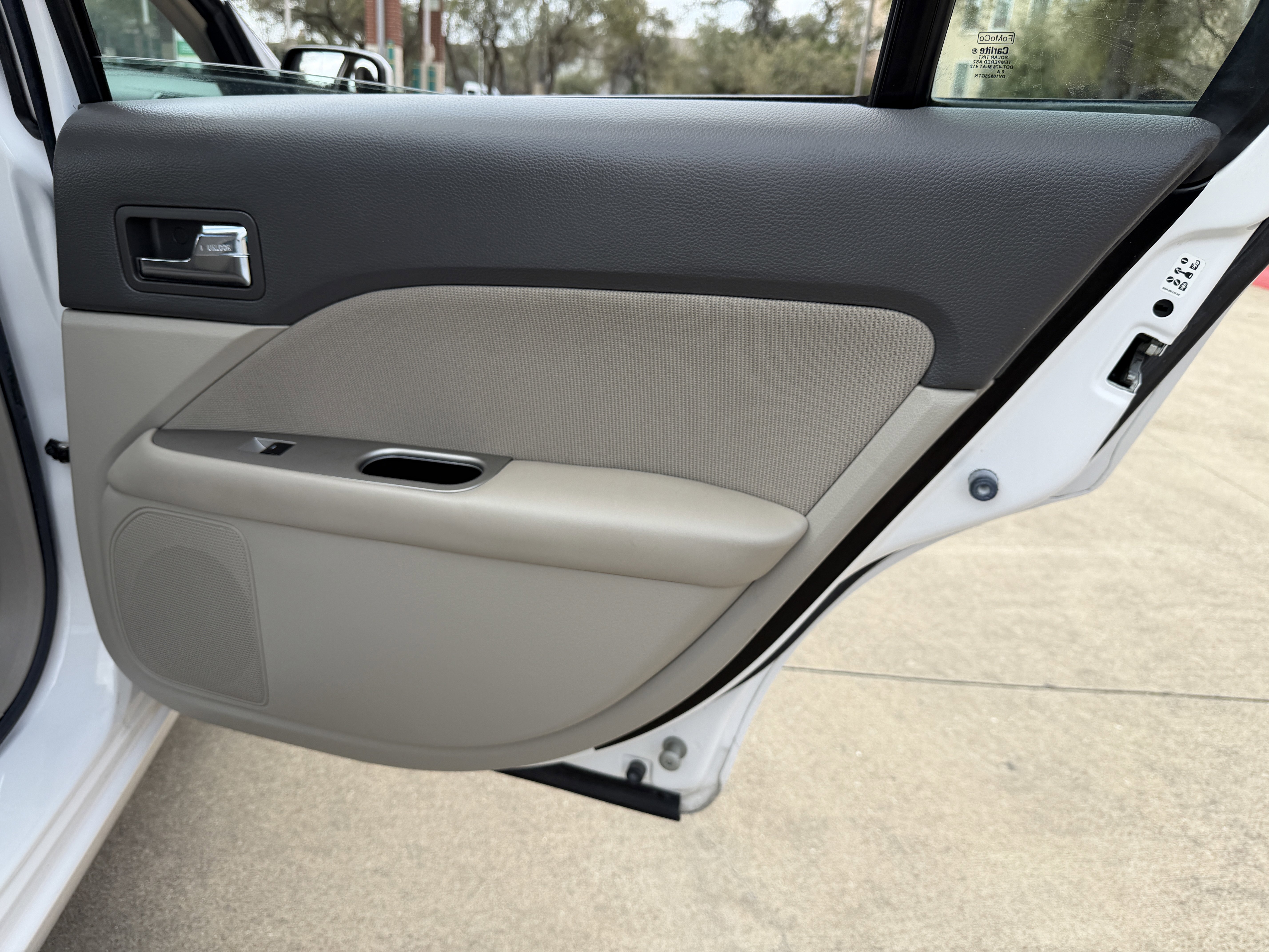 Used 2010 Ford Fusion Hybrid image 12