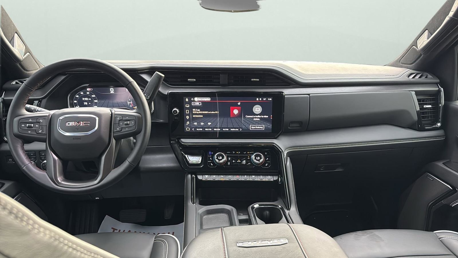 Used 2025 GMC Sierra 2500 AT4X image 22